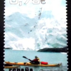 2007 - Kayaker in Patagonian Fjord