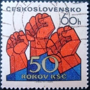 1971 - Raised fists