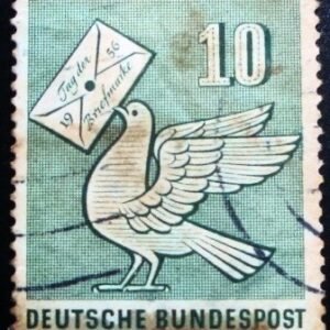 1956 - Pigeon with letter in beak