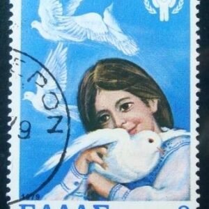 1979 - Girl with doves