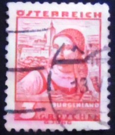 1934 - Farmers wife on her way to the market